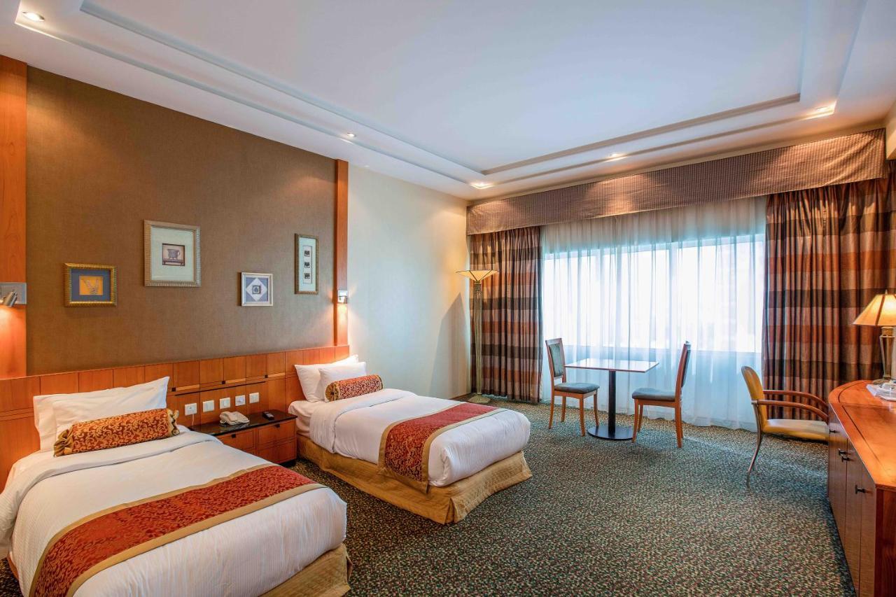 Gulf Court Hotel Al Manamah Esterno foto