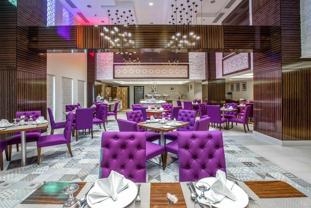 Gulf Court Hotel Al Manamah Esterno foto