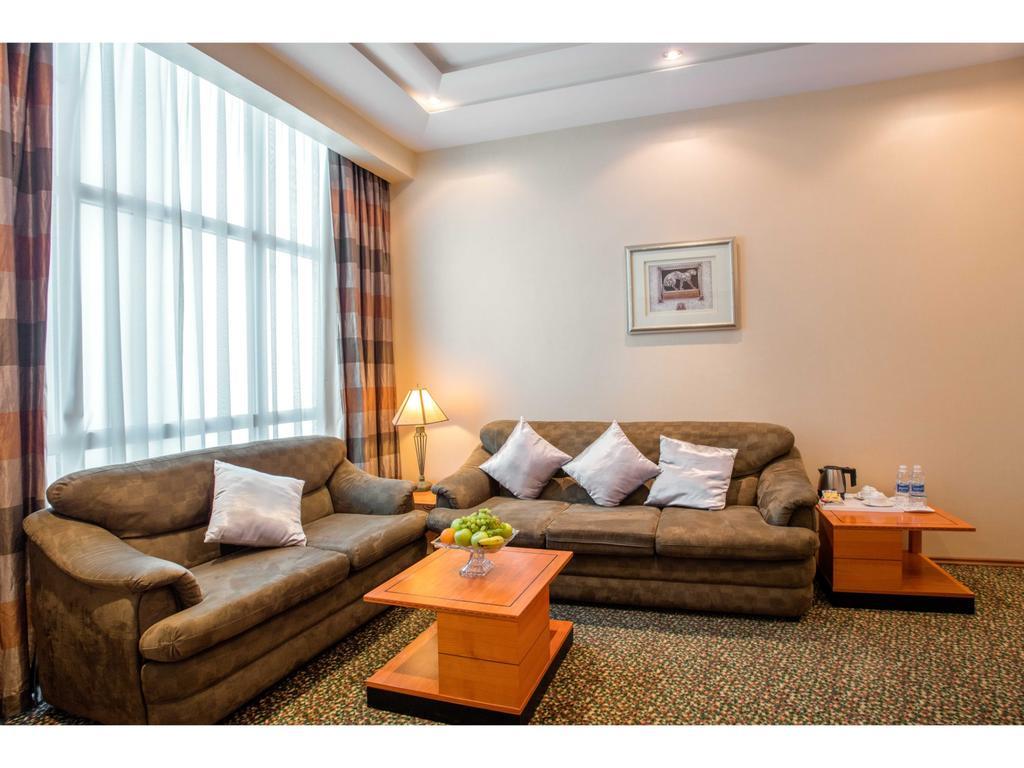 Gulf Court Hotel Al Manamah Esterno foto