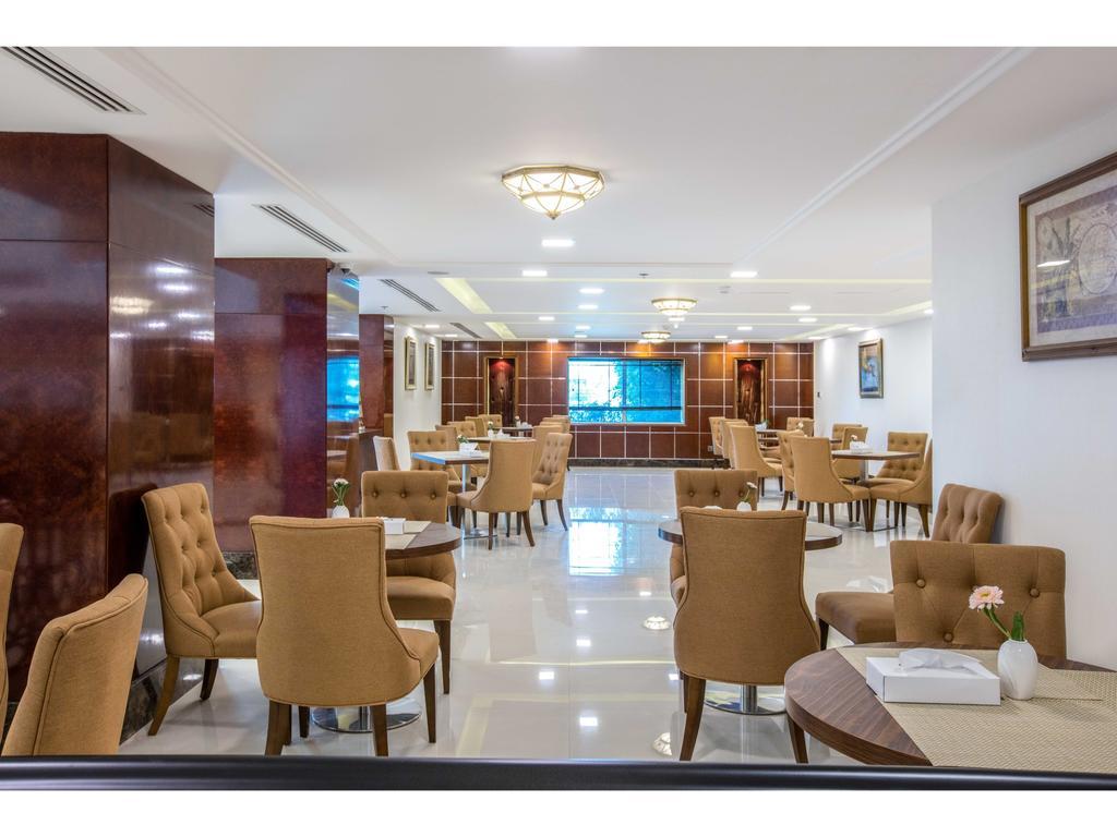 Gulf Court Hotel Al Manamah Esterno foto