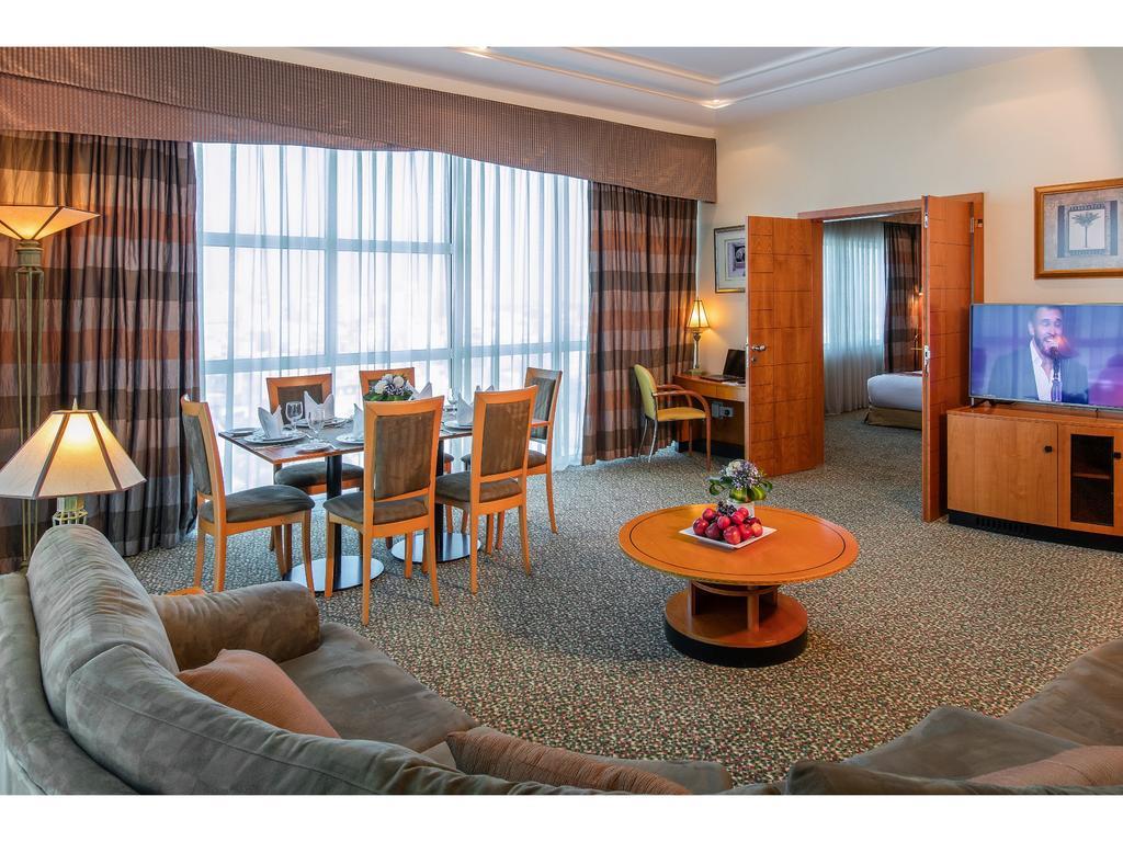 Gulf Court Hotel Al Manamah Esterno foto