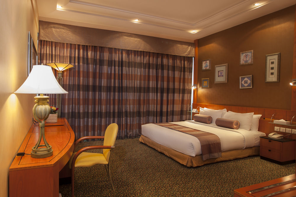 Gulf Court Hotel Al Manamah Esterno foto