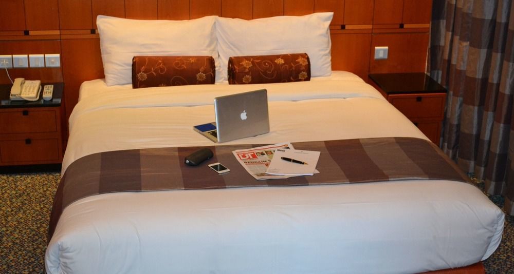 Gulf Court Hotel Al Manamah Esterno foto