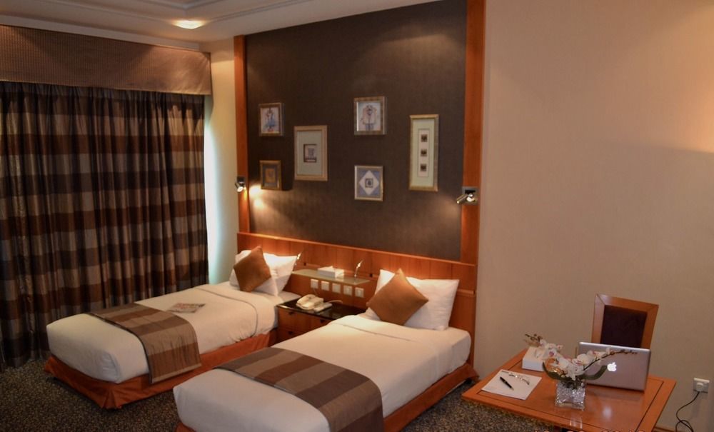Gulf Court Hotel Al Manamah Esterno foto