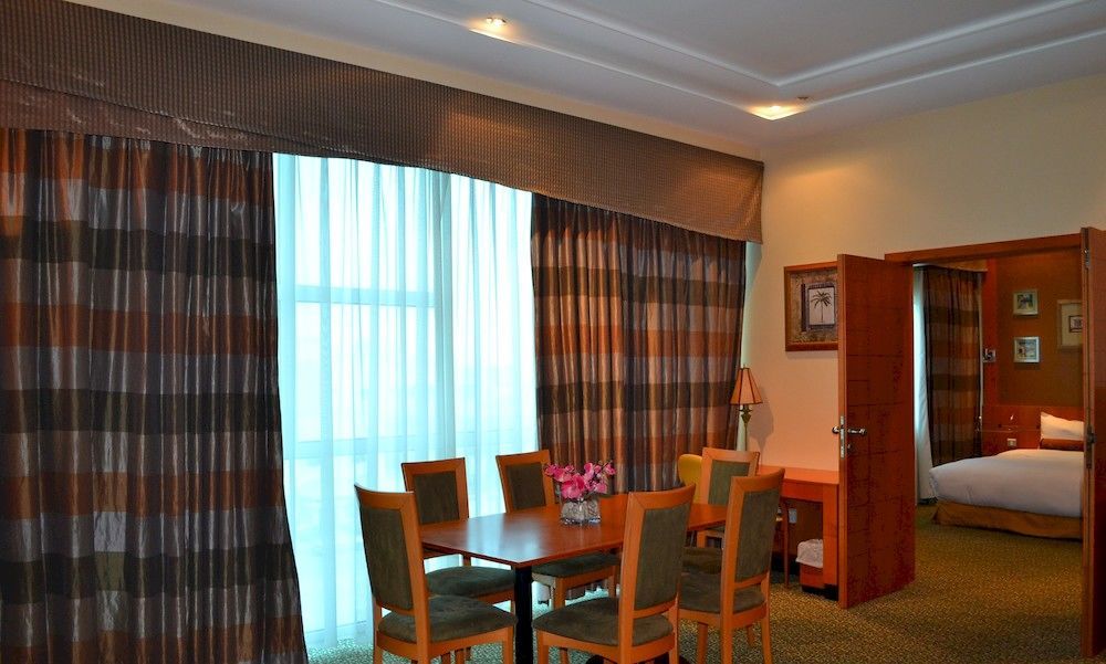 Gulf Court Hotel Al Manamah Esterno foto